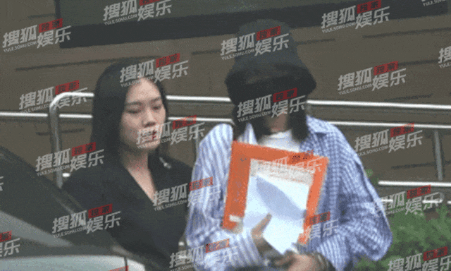 她好像真的未婚先孕了？全网都在猜孩子生父是谁